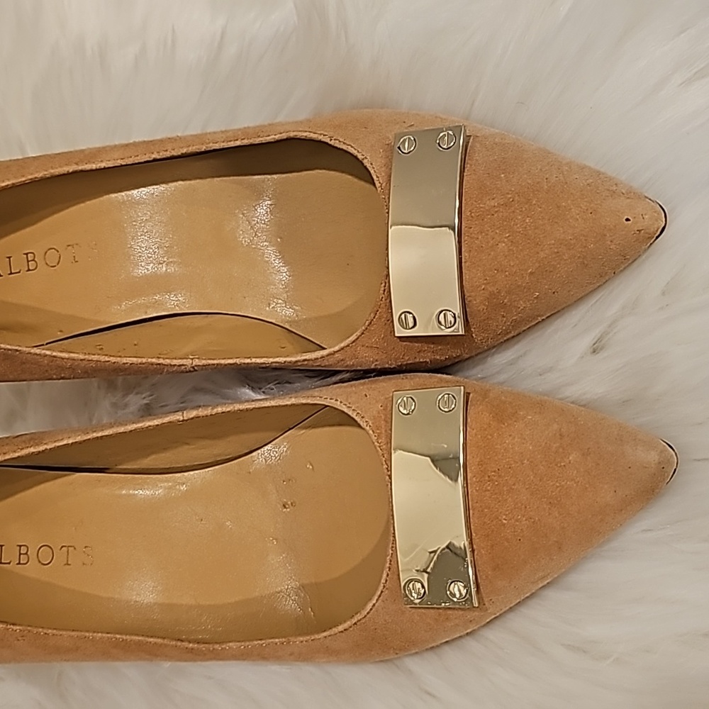 Trendy Talbots Nude Suede Heels